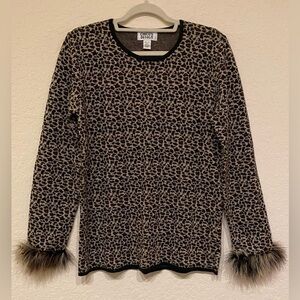 Chico’s Design Leopard Print Long Sleeve Top Fur Trim Around Wrists Size 1, US M